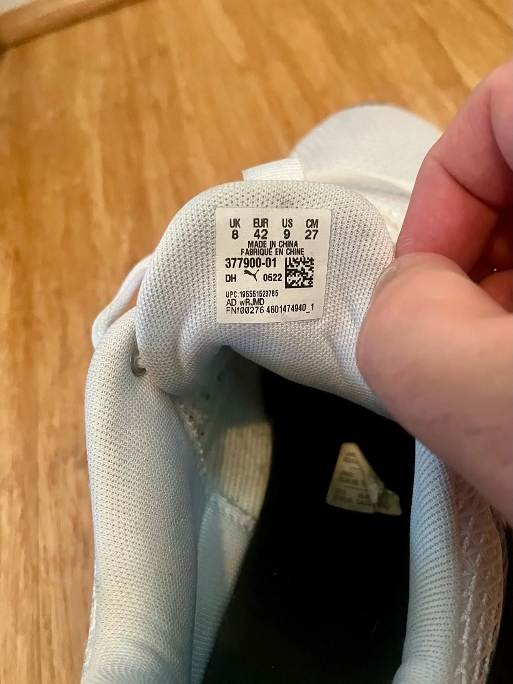 Puma Men's White Mesh Running Shoes with Navy Logos